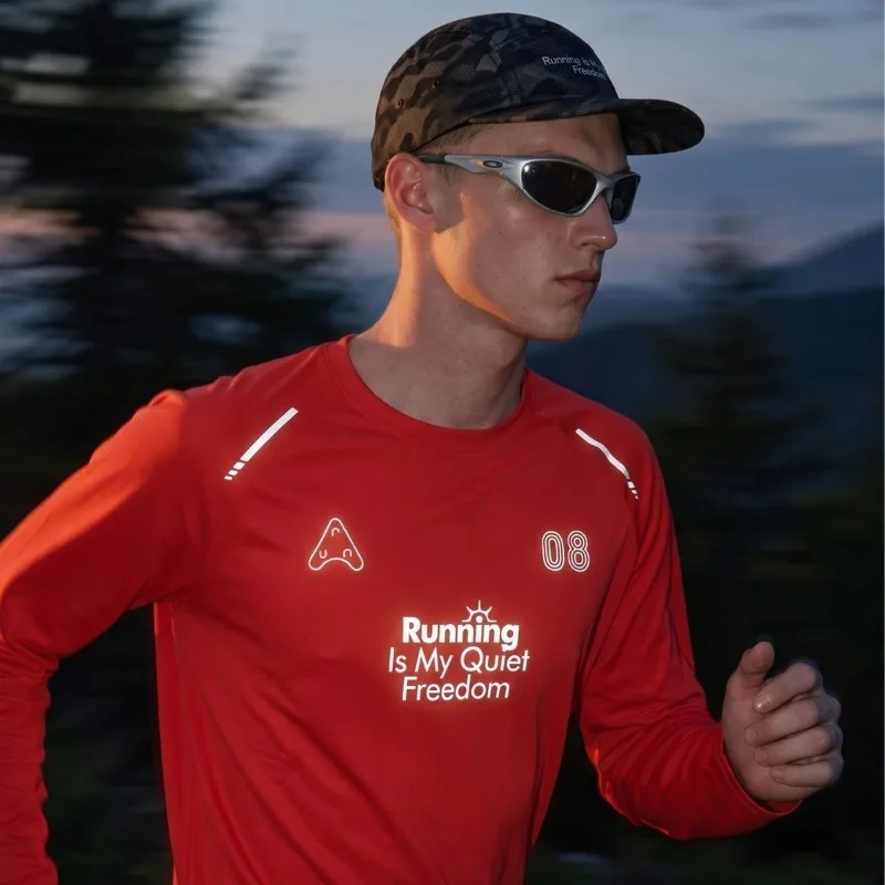 Yansıtıcı Spor Koşu Tişörtü -  - Hiking incelemesi ve fiyatı
